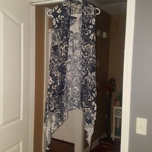 Sleeveless open front cardigan